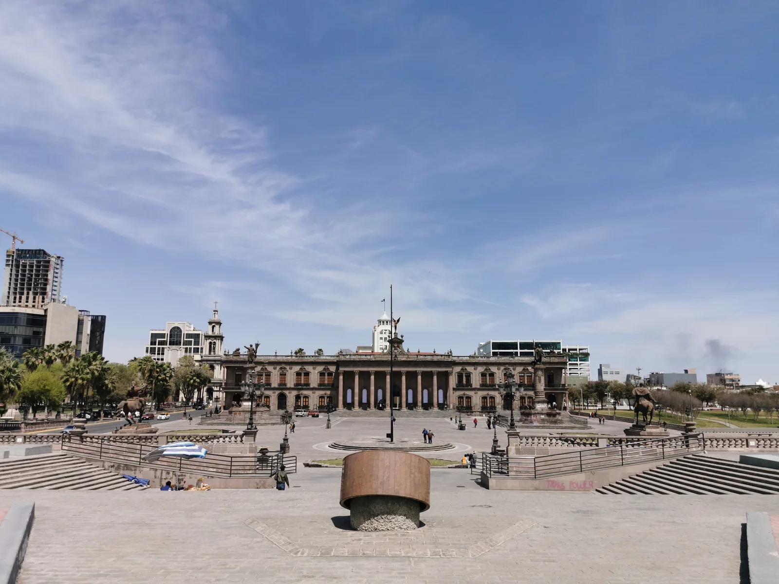 Explanada de los Héroes y Palacio de Gobierno, Centro de Monterrey