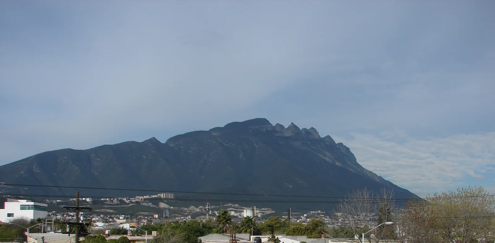 Cerro de las Mitras, paisaje regional de Nuevo León