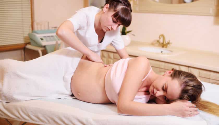 A massage to mom - 5 reasons why to gift her with a massage 1