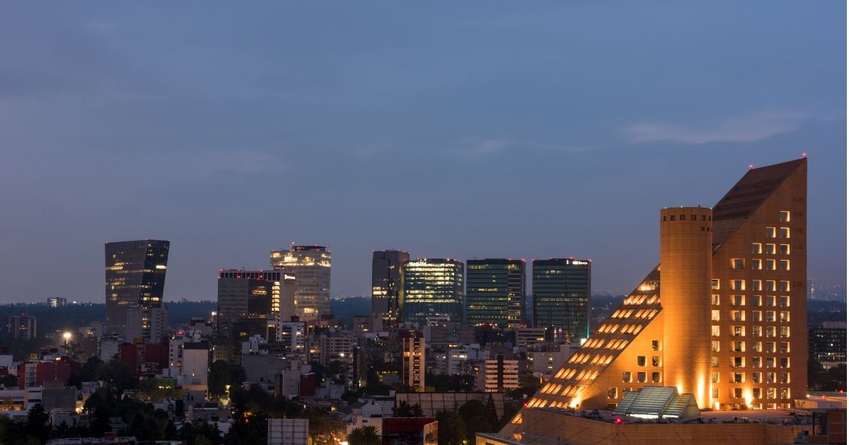 Vista nocturna de Polanco en Ciudad de México